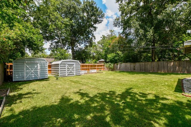 9614 Larston Street, Houston, TX 77055