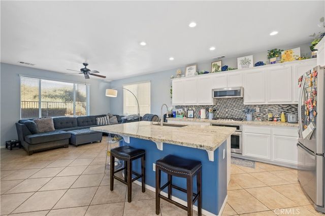 29013 Mirada Circulo, Valencia, CA 91354