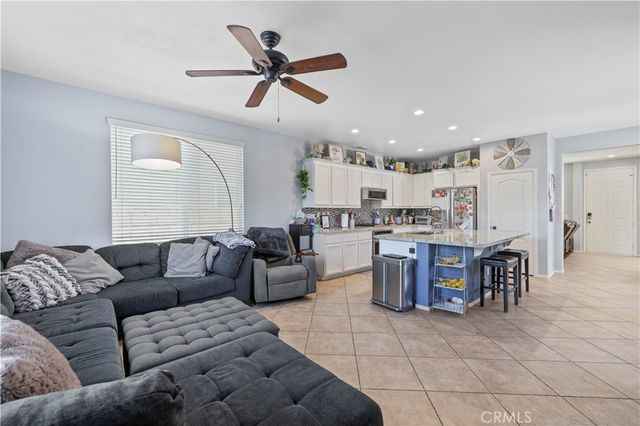 29013 Mirada Circulo, Valencia, CA 91354