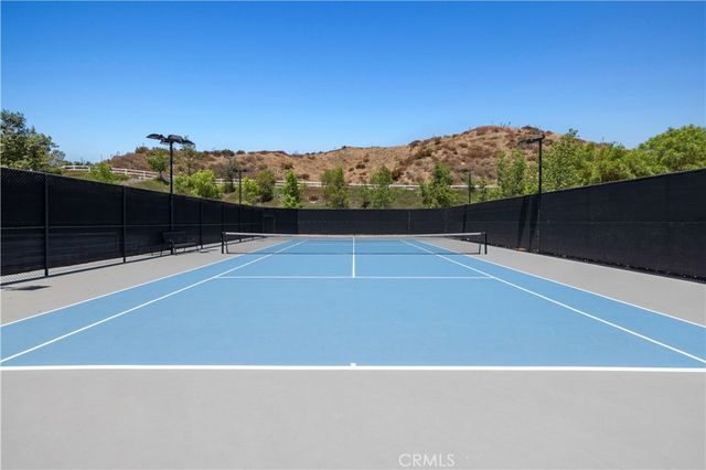 29013 Mirada Circulo, Valencia, CA 91354