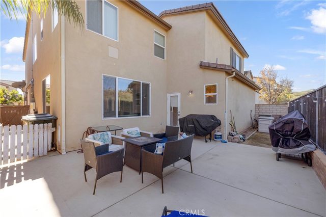 29013 Mirada Circulo, Valencia, CA 91354