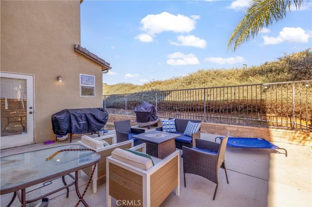 29013 Mirada Circulo, Valencia, CA 91354