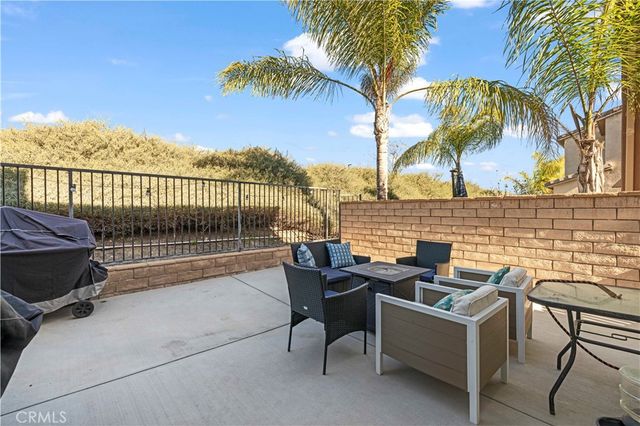 29013 Mirada Circulo, Valencia, CA 91354