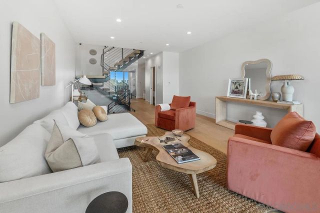4222 Tonopah Ave, San Diego, CA 92110