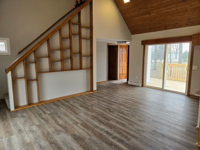 25885 Highway Ra, Pittsburg, MO 65724