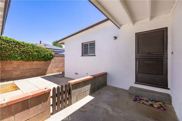 1438 W Ivyton, Lancaster, CA 93534