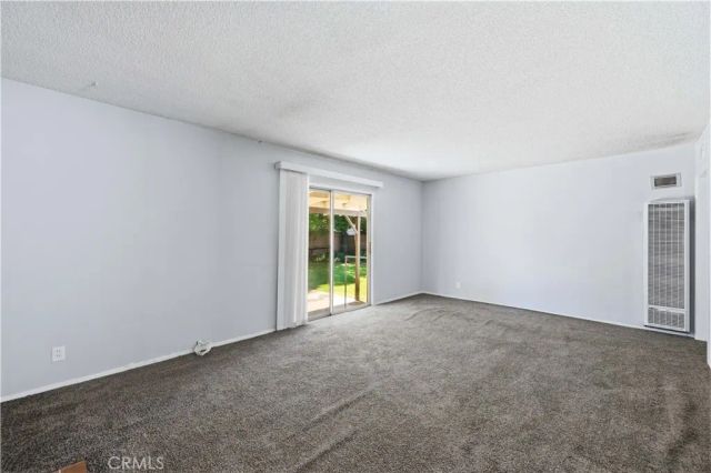1438 W Ivyton, Lancaster, CA 93534
