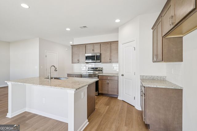 245 Silver Fox Drive, St. Marys, GA 31558