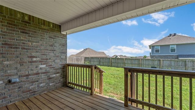 2009 Ridge Street, Gentry, AR 72734