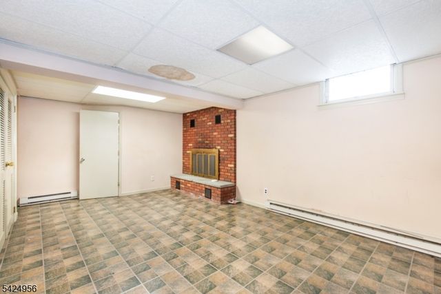 89 Norwood Ave, Lodi Boro, NJ 07644