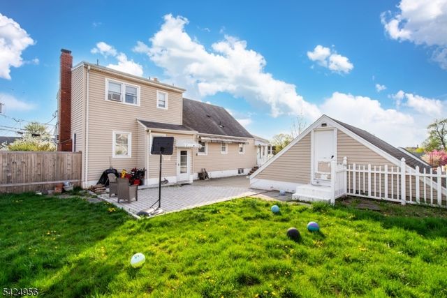 89 Norwood Ave, Lodi Boro, NJ 07644