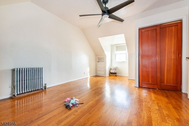 89 Norwood Ave, Lodi Boro, NJ 07644