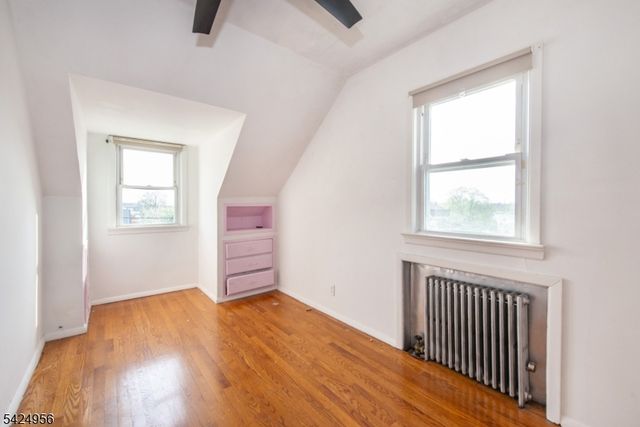 89 Norwood Ave, Lodi Boro, NJ 07644