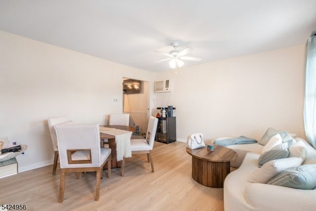 89 Norwood Ave, Lodi Boro, NJ 07644