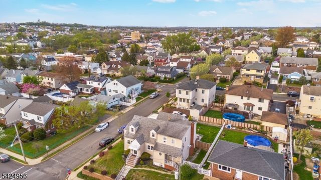 89 Norwood Ave, Lodi Boro, NJ 07644