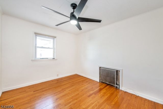 89 Norwood Ave, Lodi Boro, NJ 07644