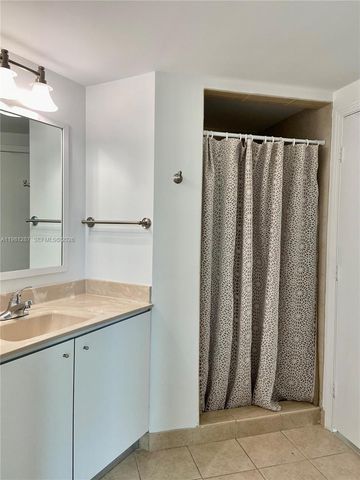 9055 SW 73rd Ct 1709, Miami, FL 33156