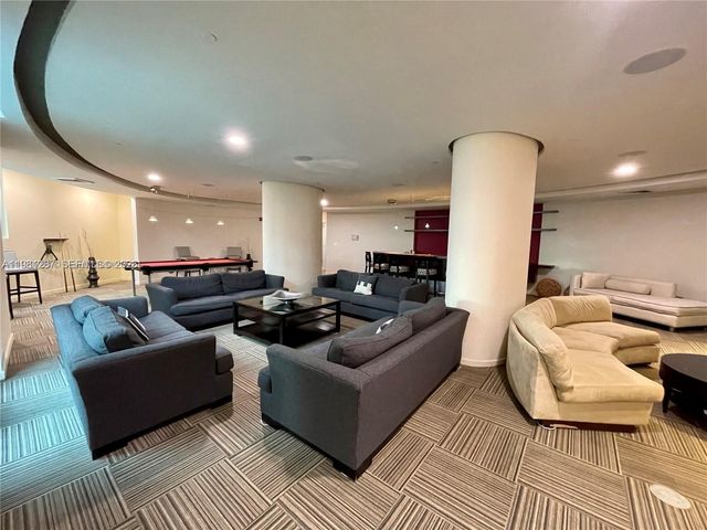 9055 SW 73rd Ct 1709, Miami, FL 33156