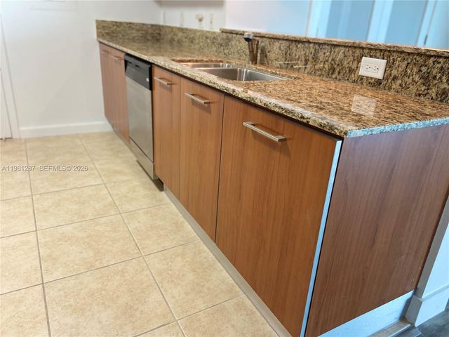 9055 SW 73rd Ct 1709, Miami, FL 33156