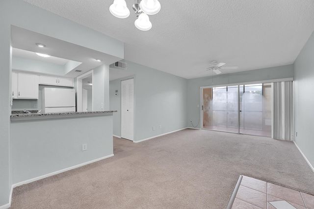 1508 Royal Green Circle SE E-101, Port St Lucie, FL 34952
