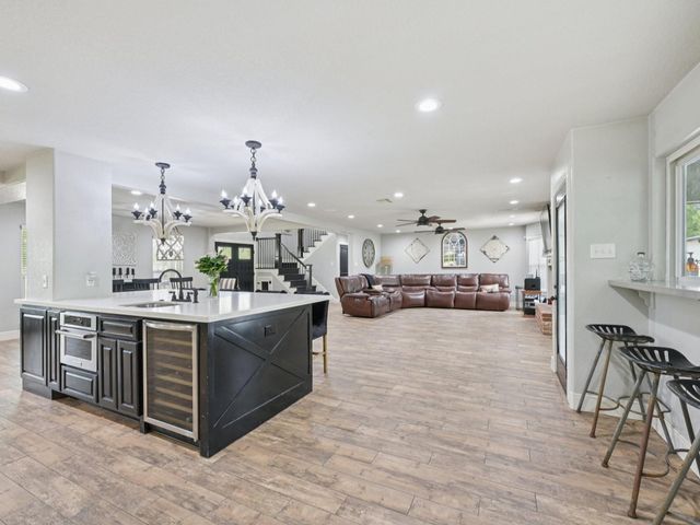 18611 Point Lookout Drive, Nassau Bay, TX 77058