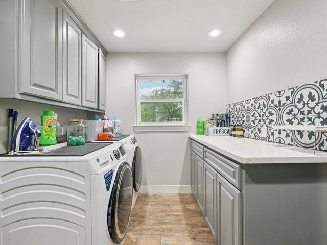 18611 Point Lookout Drive, Nassau Bay, TX 77058