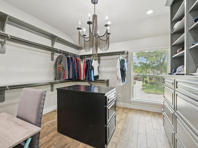 18611 Point Lookout Drive, Nassau Bay, TX 77058