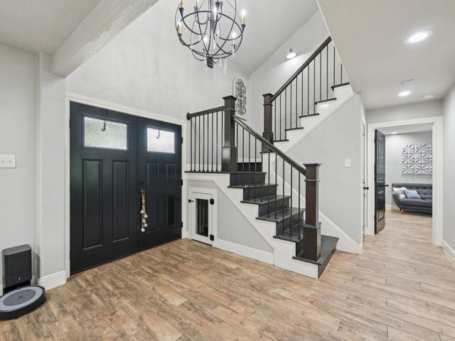 18611 Point Lookout Drive, Nassau Bay, TX 77058