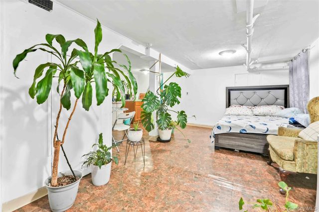 172-15 89th Avenue, Jamaica, NY 11432