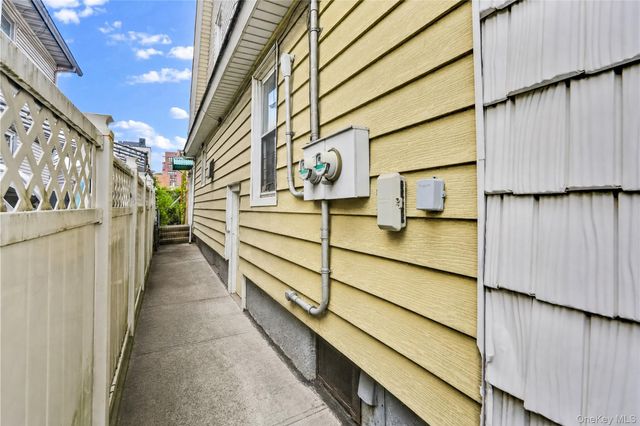 172-15 89th Avenue, Jamaica, NY 11432