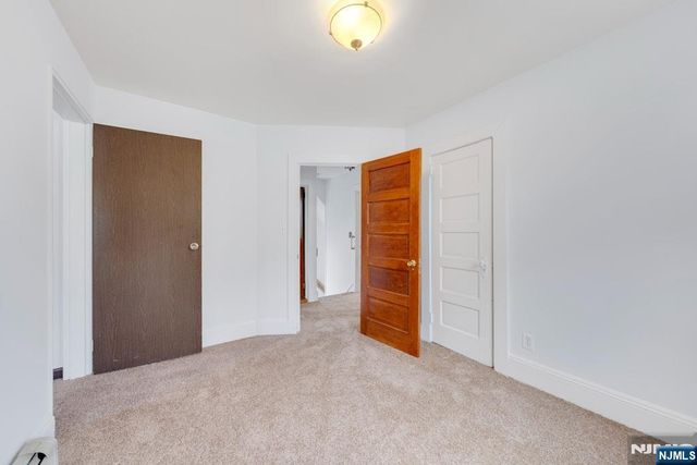 121 Hillside Avenue, Teaneck, NJ 07666