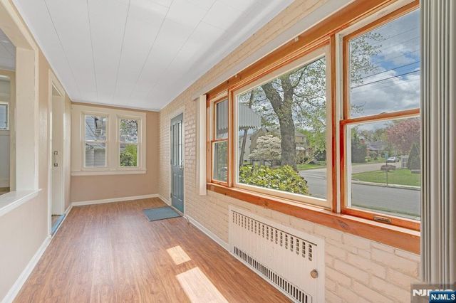 121 Hillside Avenue, Teaneck, NJ 07666