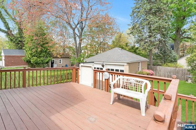 121 Hillside Avenue, Teaneck, NJ 07666