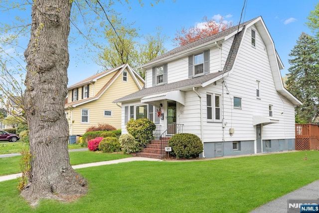 121 Hillside Avenue, Teaneck, NJ 07666