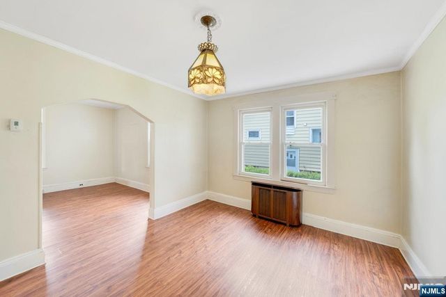 121 Hillside Avenue, Teaneck, NJ 07666