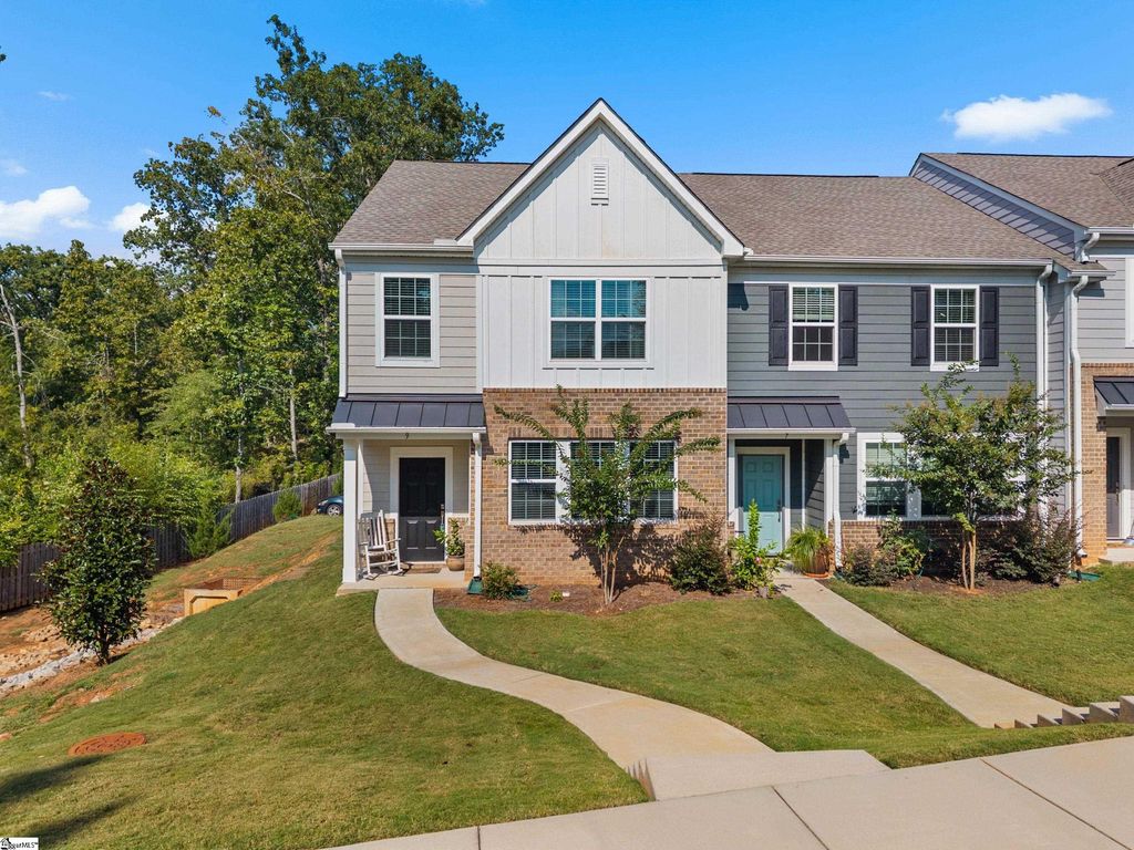 9 Trakas Court, Travelers Rest, SC 29690