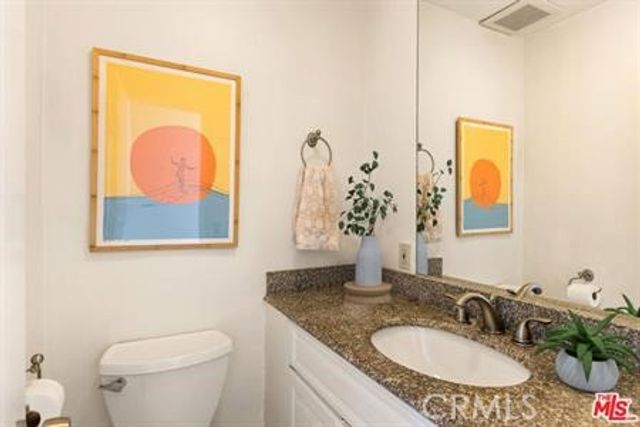 31 Spinnaker Street 15, Marina Del Rey, CA 90292