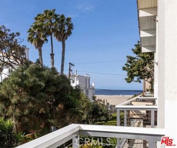 31 Spinnaker Street 15, Marina Del Rey, CA 90292