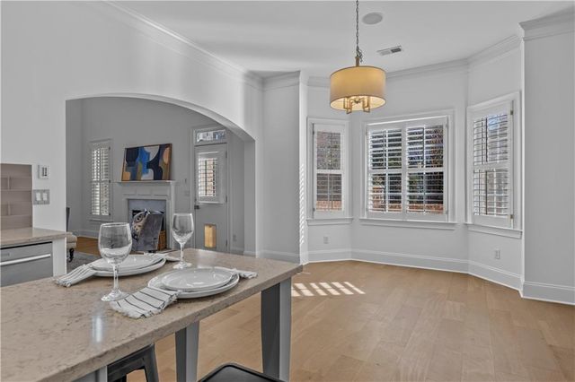 285 Wembley Circle, Atlanta, GA 30328