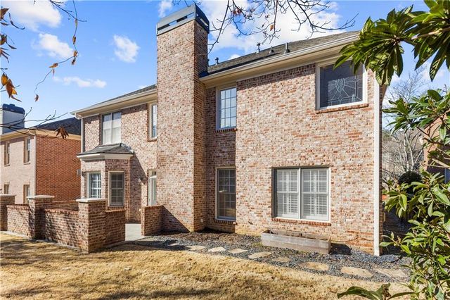 285 Wembley Circle, Atlanta, GA 30328