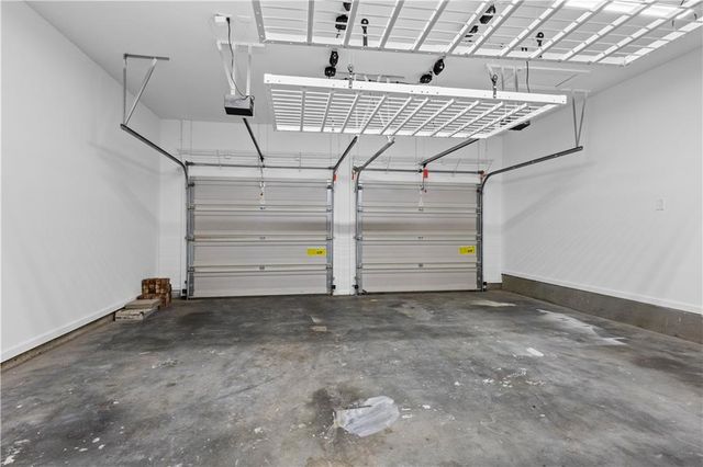 285 Wembley Circle, Atlanta, GA 30328