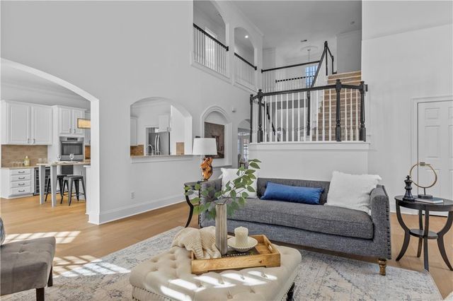 285 Wembley Circle, Atlanta, GA 30328