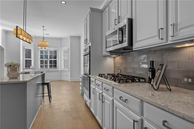 285 Wembley Circle, Atlanta, GA 30328