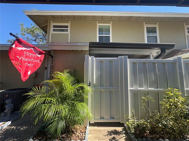 7009 SALINAS COURT, Tampa, FL 33634