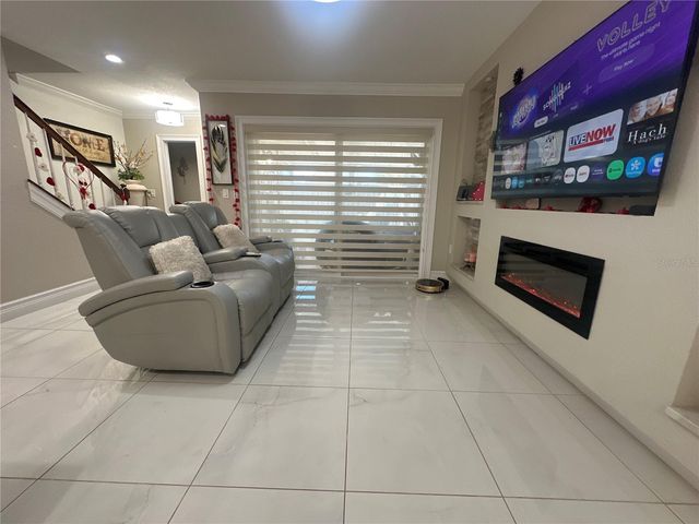 7009 SALINAS COURT, Tampa, FL 33634