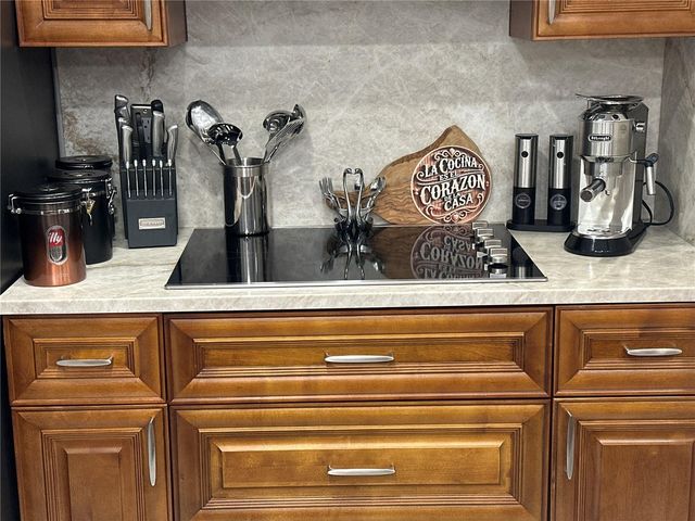 7009 SALINAS COURT, Tampa, FL 33634