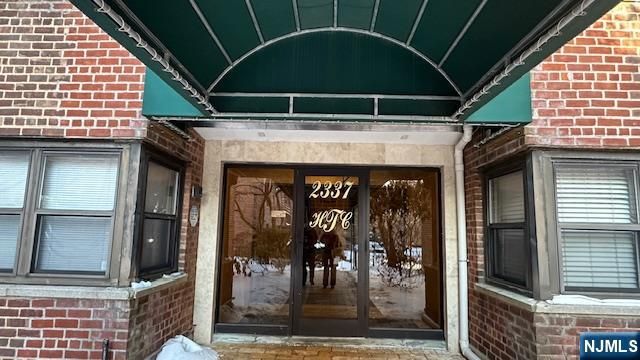 2337 Hudson Terrace B14, Fort Lee, NJ 07024