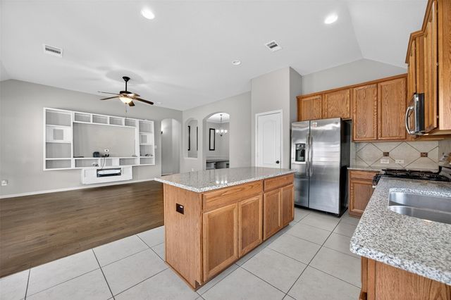 2009 Scissor Tail Road, Pearland, TX 77581