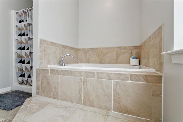123 Pebble Beach LN, Williamsburg, VA 23185