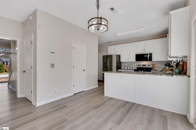 6 Kylemore Lane, Greer, SC 29650